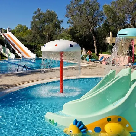 Sentido Apollo Palace מלון