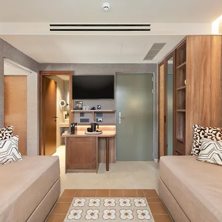 Sentido Apollo Palace מלון 5*