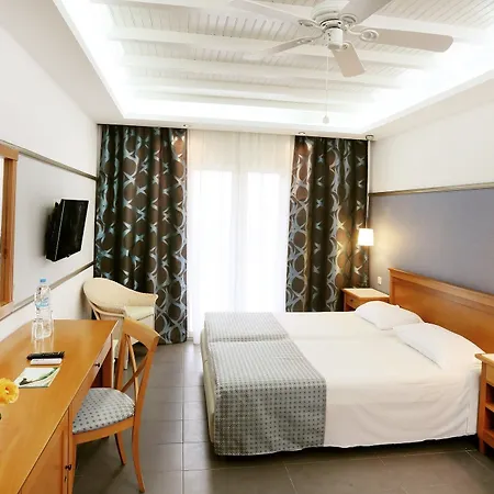 Sentido Apollo Palace Hotell