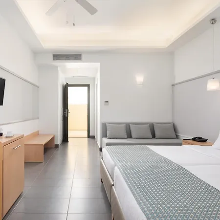 Sentido Apollo Palace Hotell Mesongí