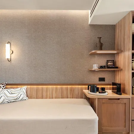 Sentido Apollo Palace 5* Meszongí