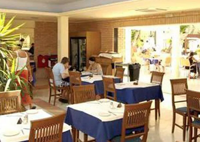 Sentido Apollo Palace Szálloda