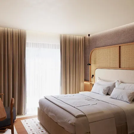 Sentido Apollo Palace מסונגי